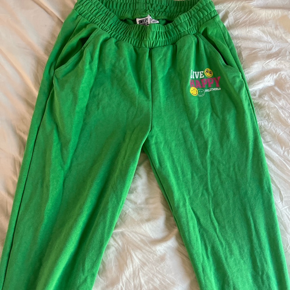COPY - green sweats!